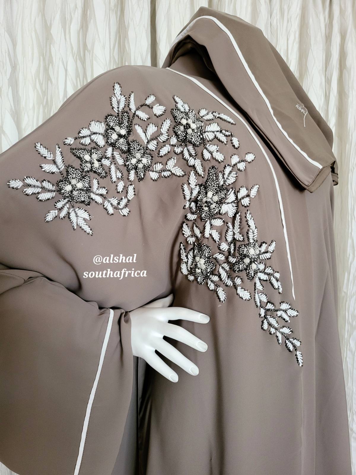 Al Shal abaya 58 60 62 - Image 5