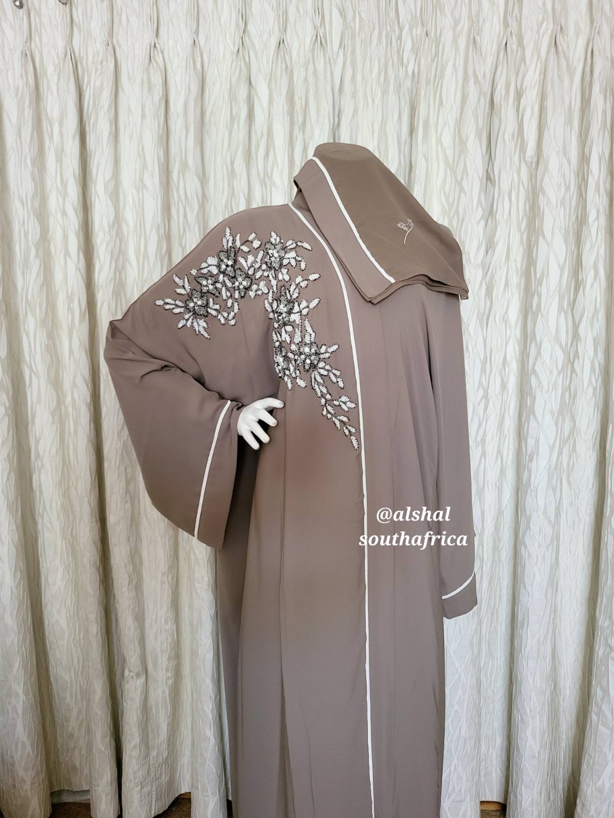 Al Shal abaya 58 60 62 - Image 7