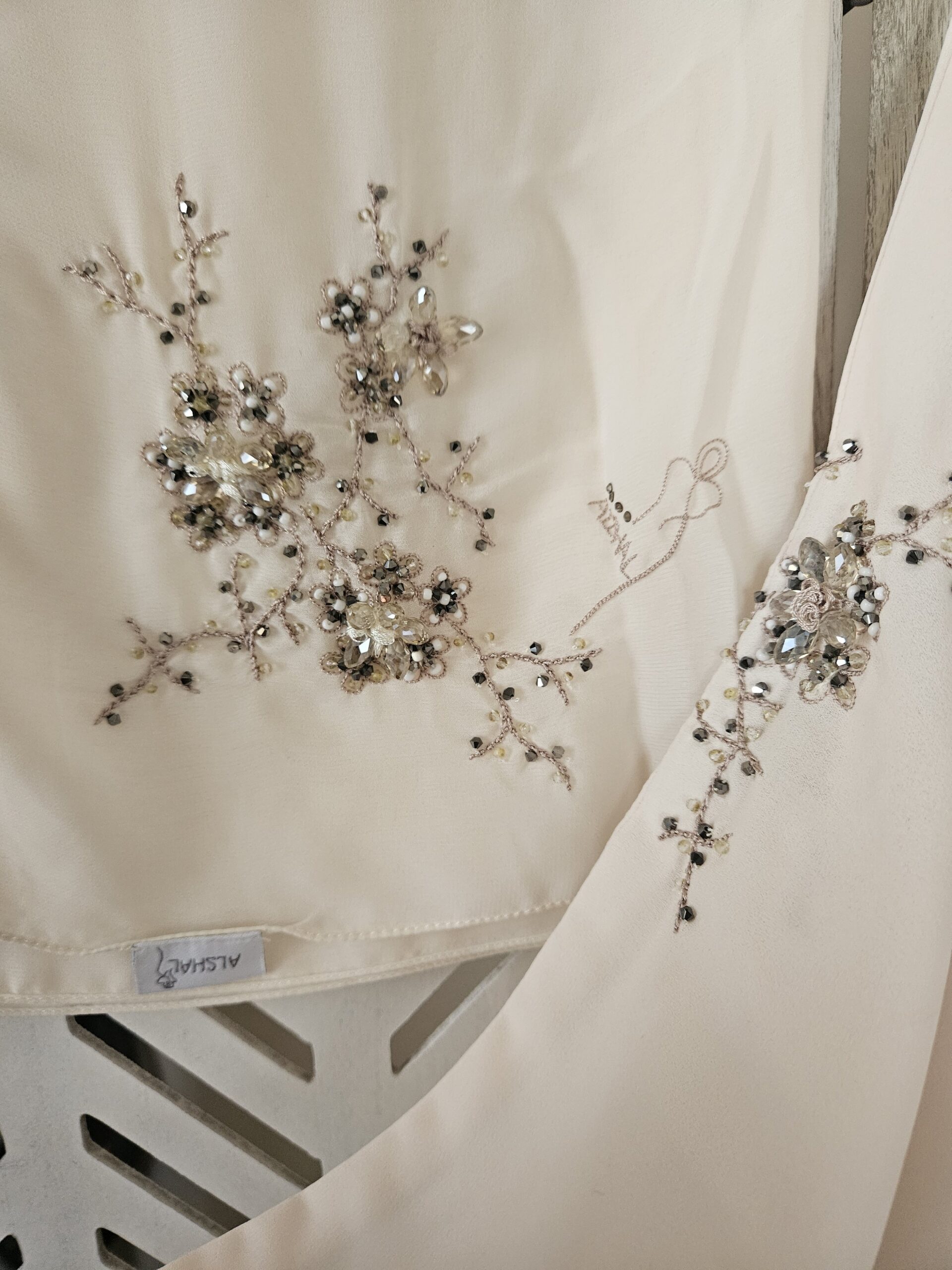 Al Shal Cream Wrap Abaya Embellished Details - Image 4