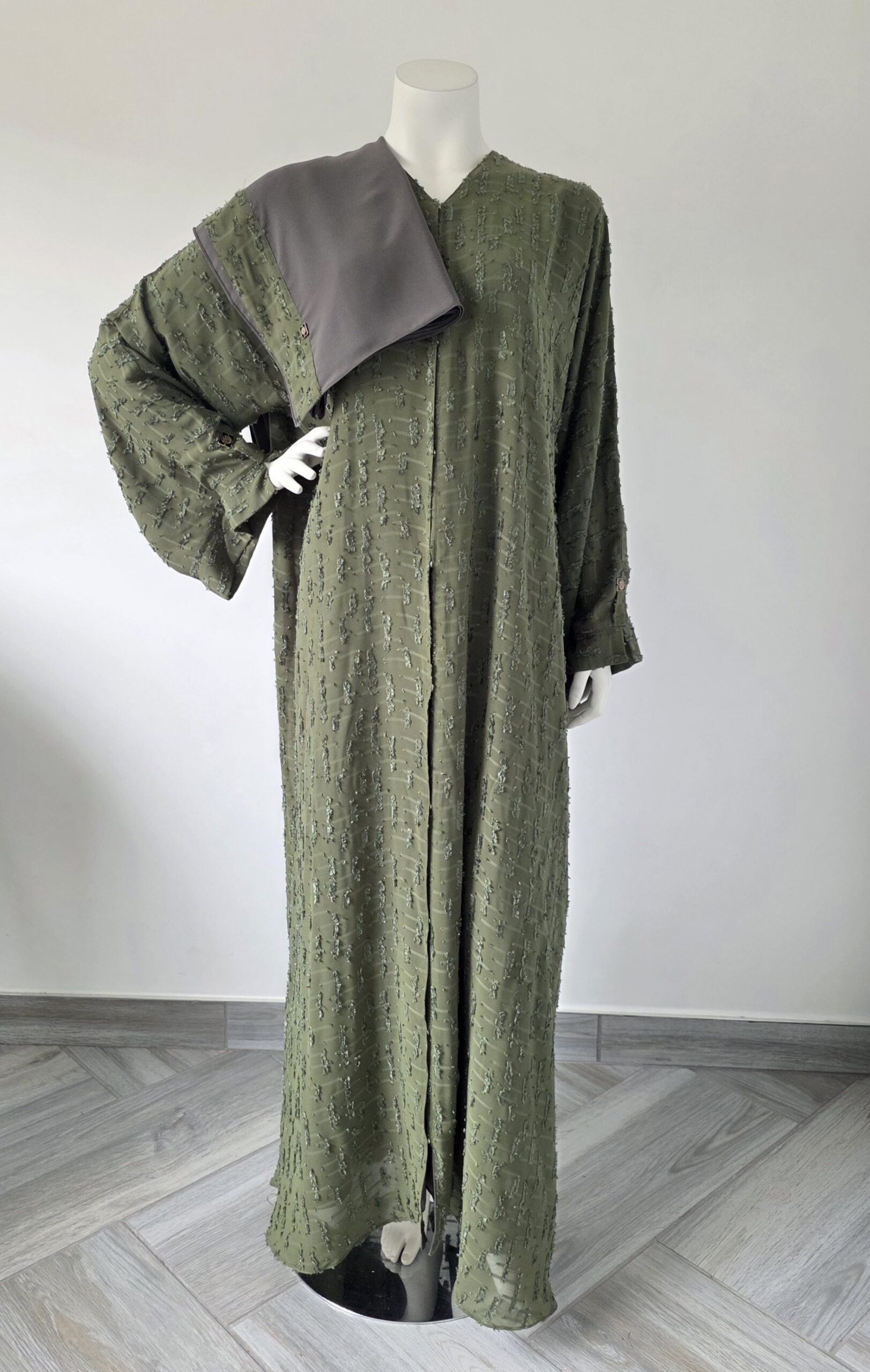 Sharqiaa Self Printed Set Olive Green - Image 4
