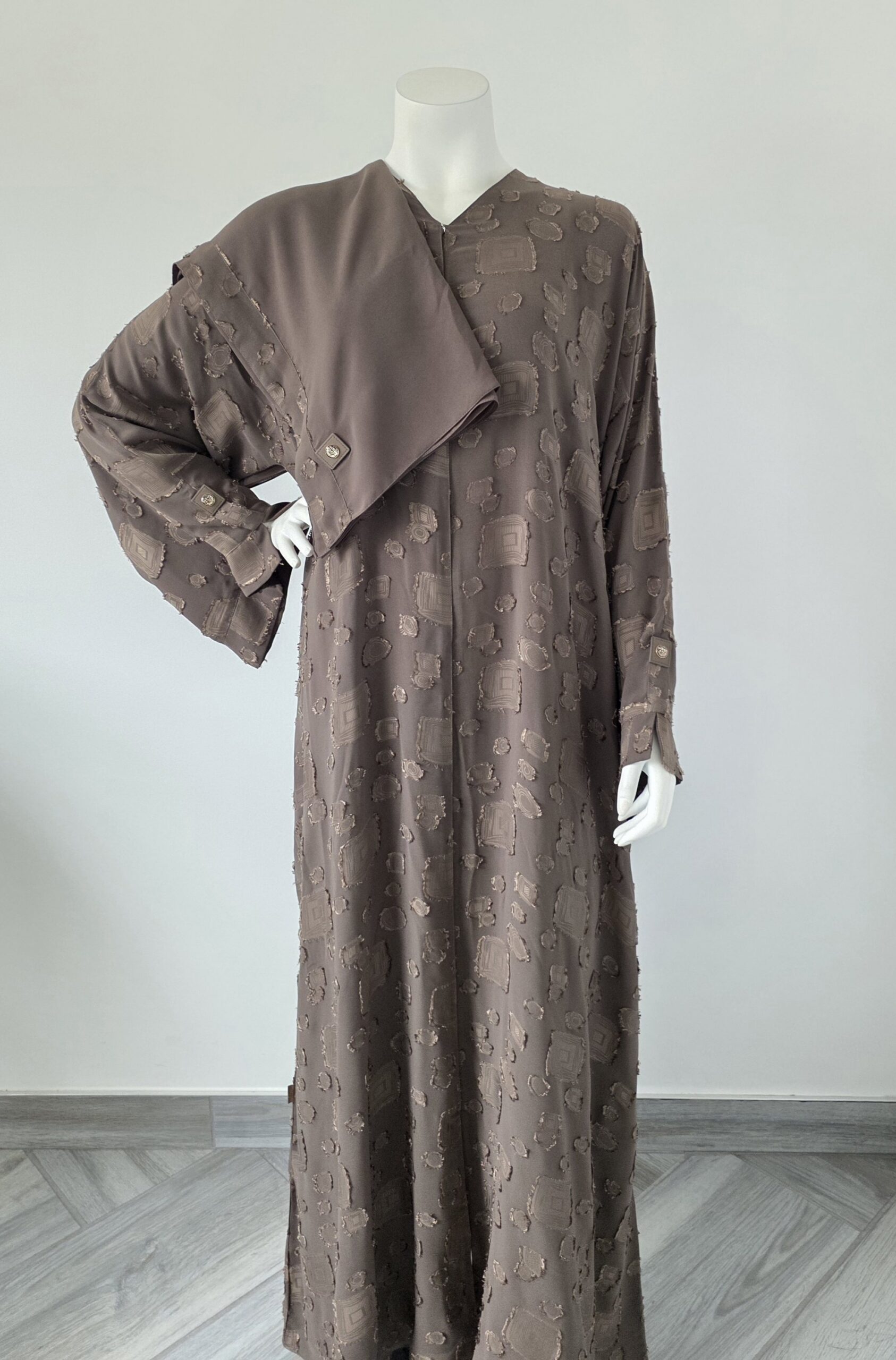 Sharqiaa Self Printed Abaya set Prairie Grass - Image 6